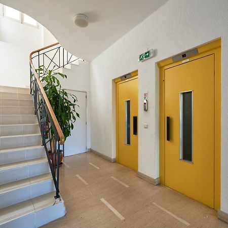 Beachfront Cascais,Estoril Apartment Dış mekan fotoğraf